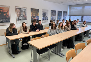 O reklamie z 4TR na UAM w Poznaniu