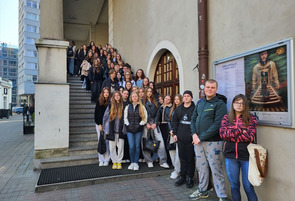 Relacja z wyjazdu do Kinoteatru Apollo na spektakl „Dr Jekyll i Mr Hyde”