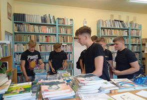 Kiermasz podręczników