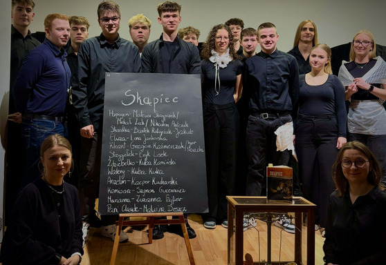 „Teatr w Ratajczaku”